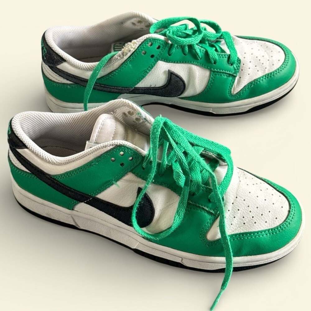 Nike Dunk Low Retro SE “Lottery” Sneakers Mens 6 Green Activewear Lace Up